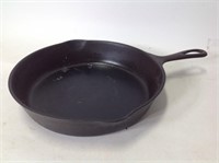 Wagner Ware Cast Iron Skillet 1058 10" W