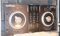 2 Numark NS7 Turntables in Odyssey Case