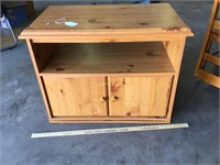 Swivel wooden TV stand