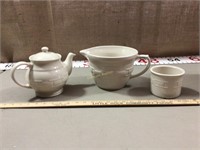 Longaberger teapot, batter bowl, bowl