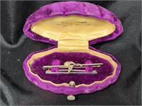 Pearl Pin with Clamshell Case 2 pins