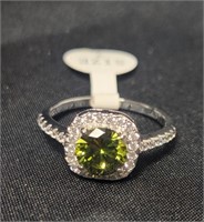 August Peridot Silver Ring with Rhinestones Sz 7