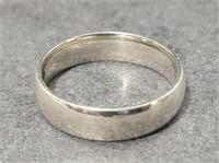 Sterling Silver Band Size 9