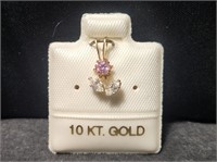 Gold 10kt Flower Pendant with Cubic Zirconia