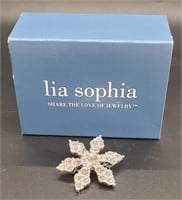 (LK) Lia Sophia Snowflake Rhinestone Brooch