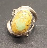 (KC) Turquoise Sterling Silver Ring (Size 7.5)