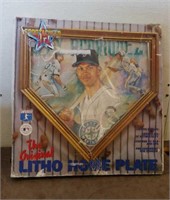 Litho Home Plate in Box