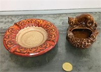 Pair of vtg. ceramic ashtrays