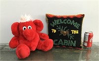 Stuffie & cabin pillow