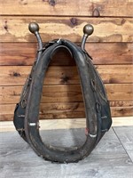 Vintage Horse / Oxen Yoke / Collar, 2/2