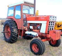 1973 Farmall 1066 Tractor