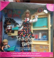 Teacher Barbie (blonde) with 2 students (1995)