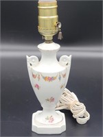Vtg. Limoges Porcelain Roses Boudoir Lamp, France