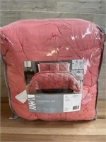 VCNY queen comforter set