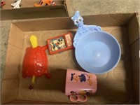 TURTLE TOY, PLASTIC DISHES, MICKEY MOUSE DANCER