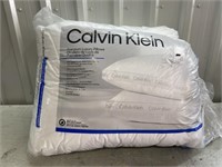 2 Pack Calvin Klein Pillows