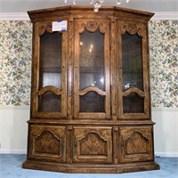 LIGHTED CHINA CABINET