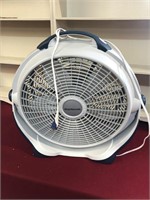 Wind machine fan