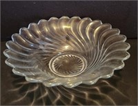 11 INCH CRYSTAL SWIRL BOWL, 9 INCH BLUE COLONIAL