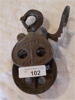 Vintage Loudens Iron Pulley, approx 10"