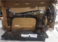 Vintage Singer 1910 Sewing Machine,Worth$100+