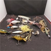 Lot of 20 Vintage Fishing Lures