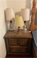End Table , Table Lamps x 3