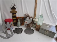 Vintage Items,Cash Box,Tin Ornaments