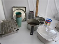 Vtg. Kitchen Items,Baking Pans,Casserol Dish