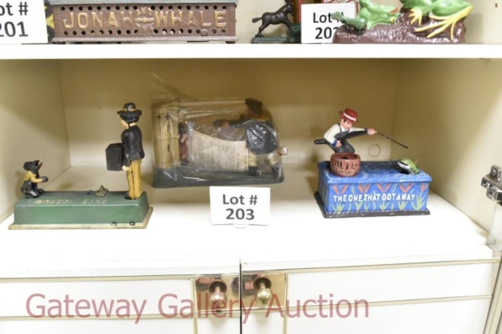 August 15, 2022 - Vintage/Antiques, Toys, Furniture, Collect