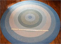 ROUND BRAIDED RUG - 4'2"