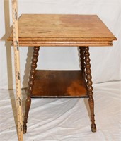 ANTIQUE PARLOR TABLE - FOR PAINT OR REFINISH -