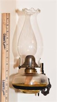 VINTAGE WALL MOUNT OIL LAMP