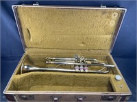 Vintage Yamaha Trumpet in Case