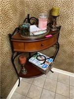 CUTE CORNER CABINET / TABLE W CONTENTS