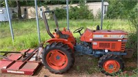 Kubota L2050 Tractor with 1498 Hours and a 5ft