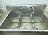 Stainless Steel 3-Bay Wash Sink with Faucet,