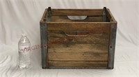 Vintage Richmond Dairy Wooden Milk Box Crate