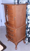 Lot #174 - Contemporary Oak eight drawer two