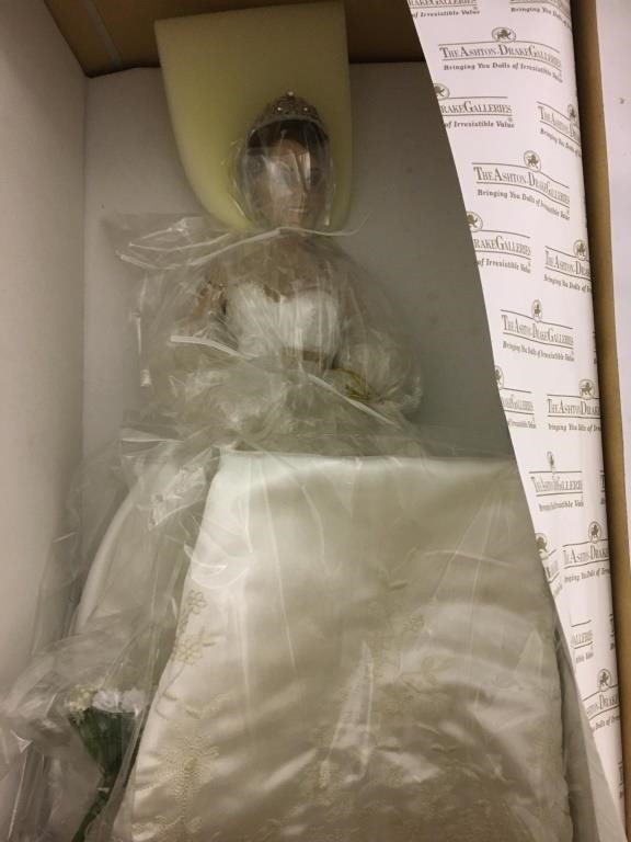 Estate Doll Auction - August 29th