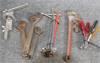 Tubing flaring kit, (3) adjustable wrenches,