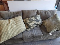 KLAUSSNER GRAY COUCH AND LOVE SEAT