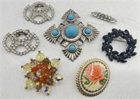 Lot of 7 vintage pins & bolo tie clasps