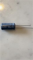 220uf 63v Electrolytic Capacitors. Approx 70ct.