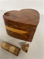 Wooden puzzle piece trinket box