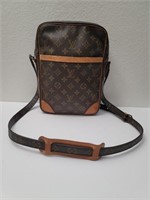 AUTHENTIC LOUIS VUITTON BAG