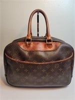 Authentic Louis Vuitton bag with certificate