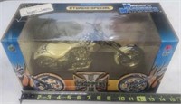 Die Cast West Coast Choppers 1:10 Scale Muscle