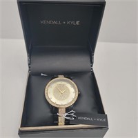 KENDALL + KYLIE WATCH