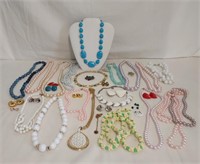 Earrings, Necklaces & Pins
